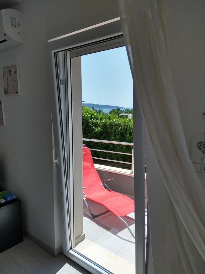 Apartments Villa Vetma คาชเตลา ภายนอก รูปภาพ