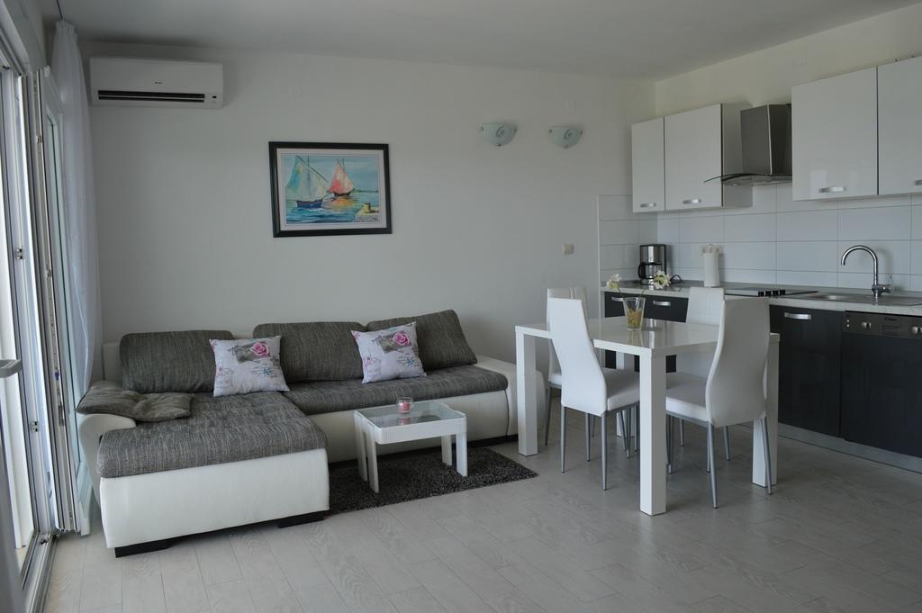 Apartments Villa Vetma คาชเตลา ห้อง รูปภาพ